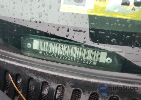 2003 Chevrolet Silverado K1500 z USA, uszkodzony, nr VIN 1GCEK19V83E201348